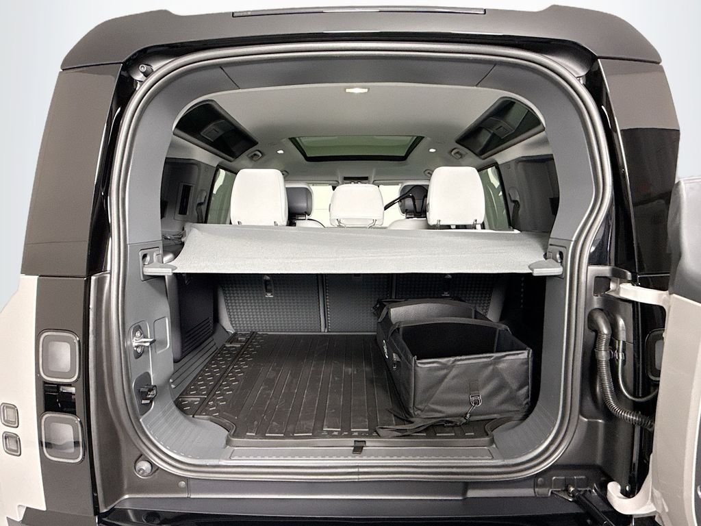 New 2026 Borasco Grey Land Rover S image 28