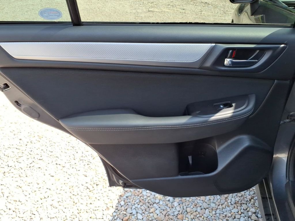 Used 2019 Gray Subaru 2.5i Premium image 29