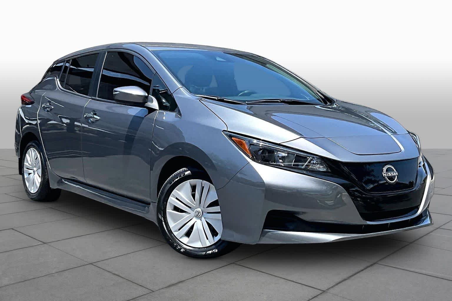Pre-Owned 2023 Nissan LEAF S
