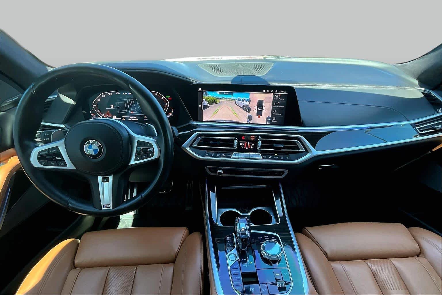 Used 2021 Black Sapphire Metallic BMW M50i image 16