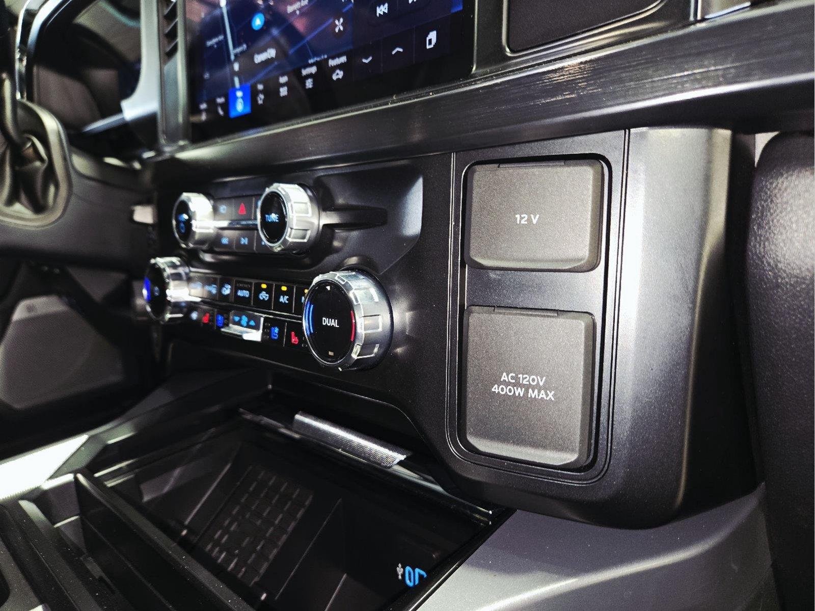 Used 2025 Oxford White Ford LARIAT image 66