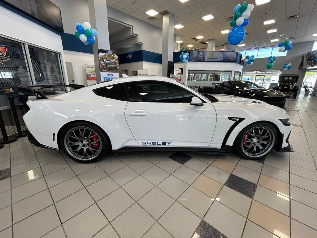 New 2026 Oxford White Ford GT Premium image 3