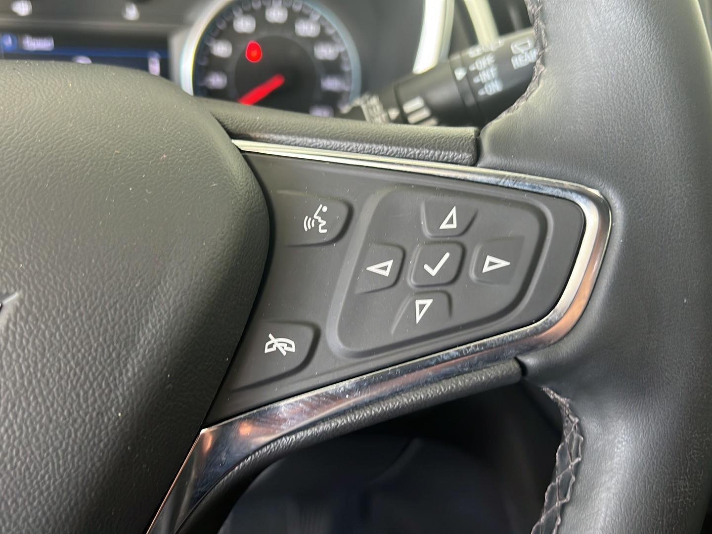 Used 2024 Lakeshore Blue Chevrolet LT image 9