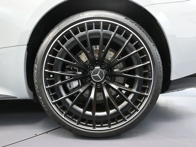 2025 Mercedes-Benz CLE AMG 53 - Photo 13