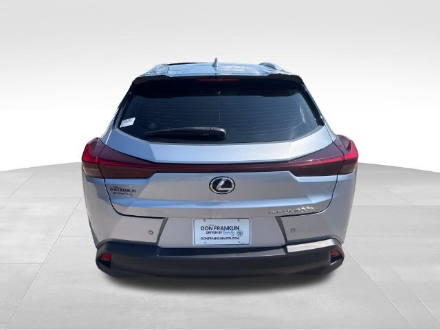Used 2025 Silver Lexus 300h Premium image 4