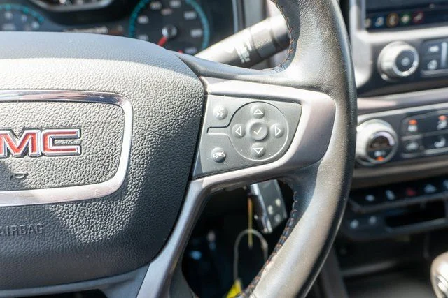 Used 2022 Summit White GMC AT4 w/Leather image 21
