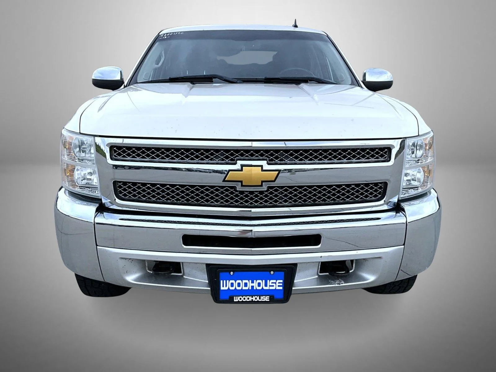 Used 2013 White Chevrolet LT image 2