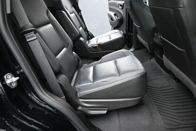 Used 2020 Black GMC SLT image 25