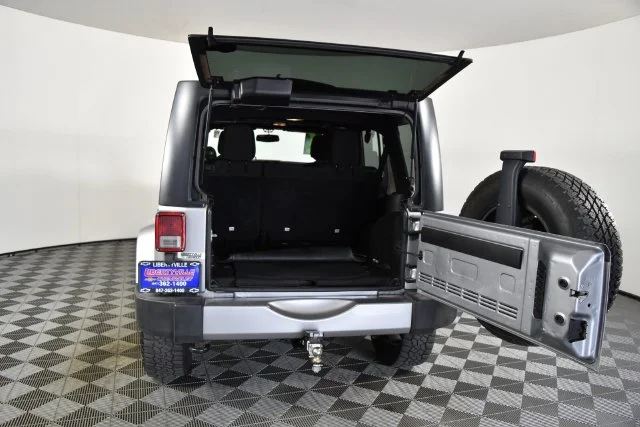 Used 2016 Silver Jeep Unlimited Sahara image 42