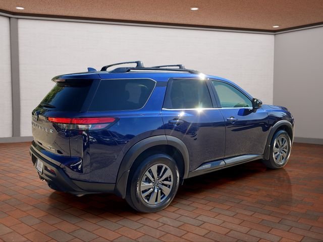 Used 2024 Deep Ocean Blue Nissan SV image 4