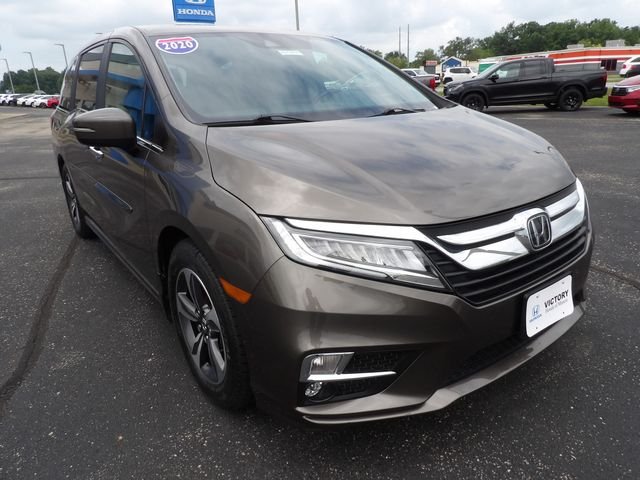 Used 2020 Pacific Pewter Metallic Honda Touring image 1