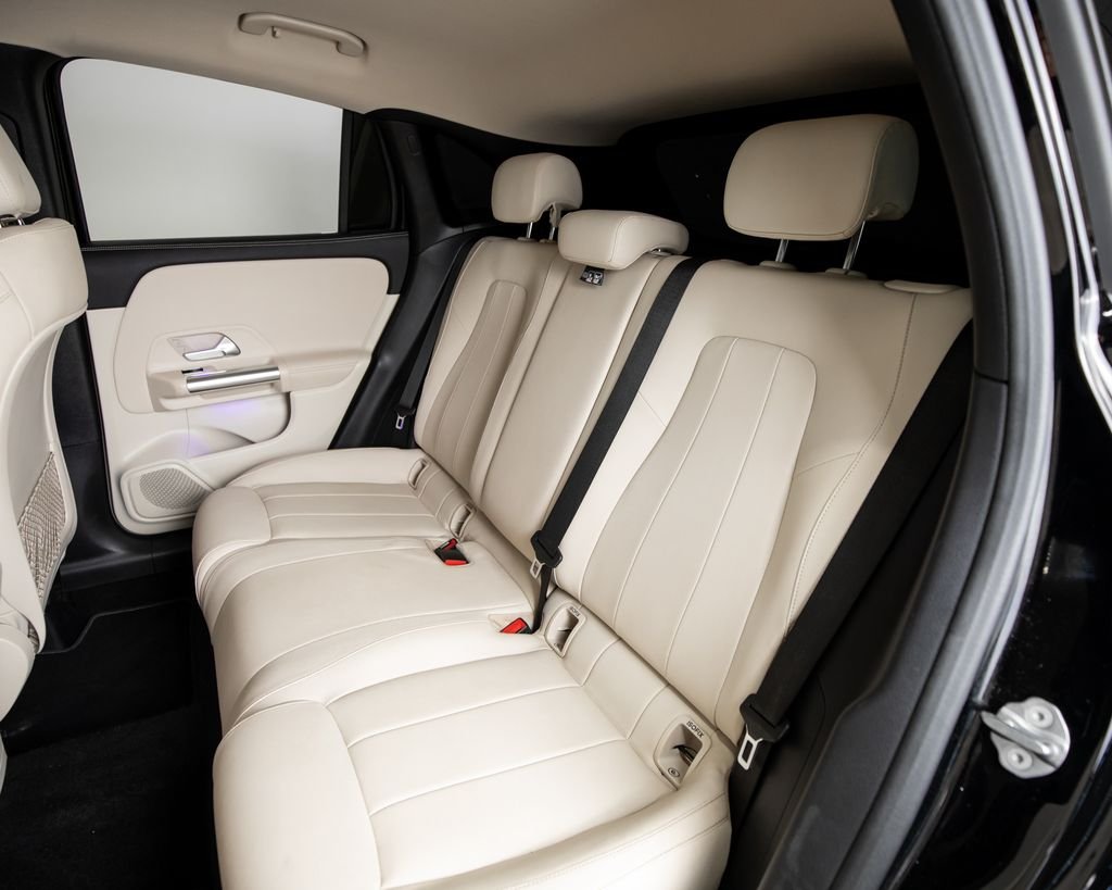 Certified Used 2023 Black Mercedes-Benz GLA 250 image 10