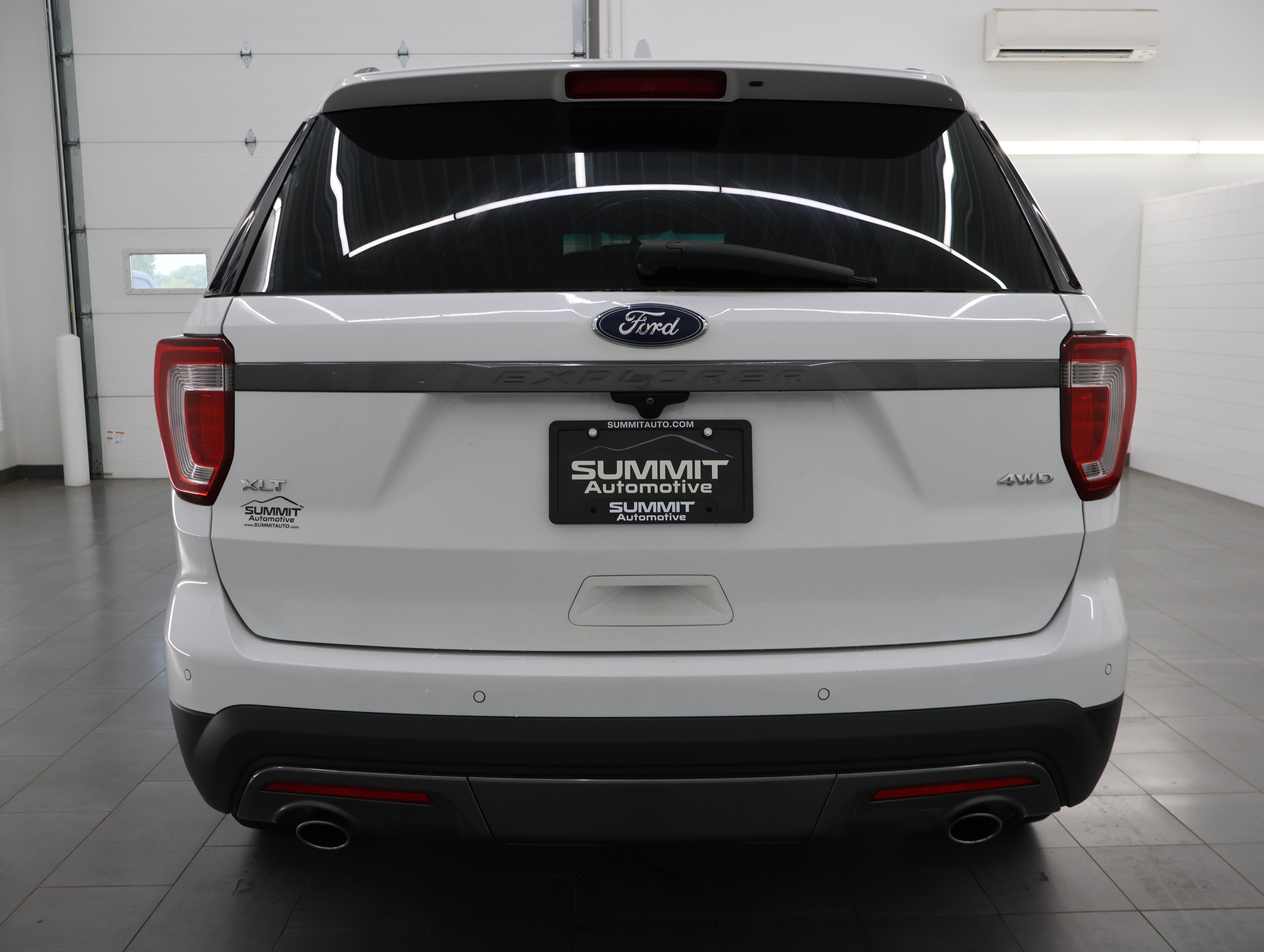 Used 2017  Ford XLT image 28