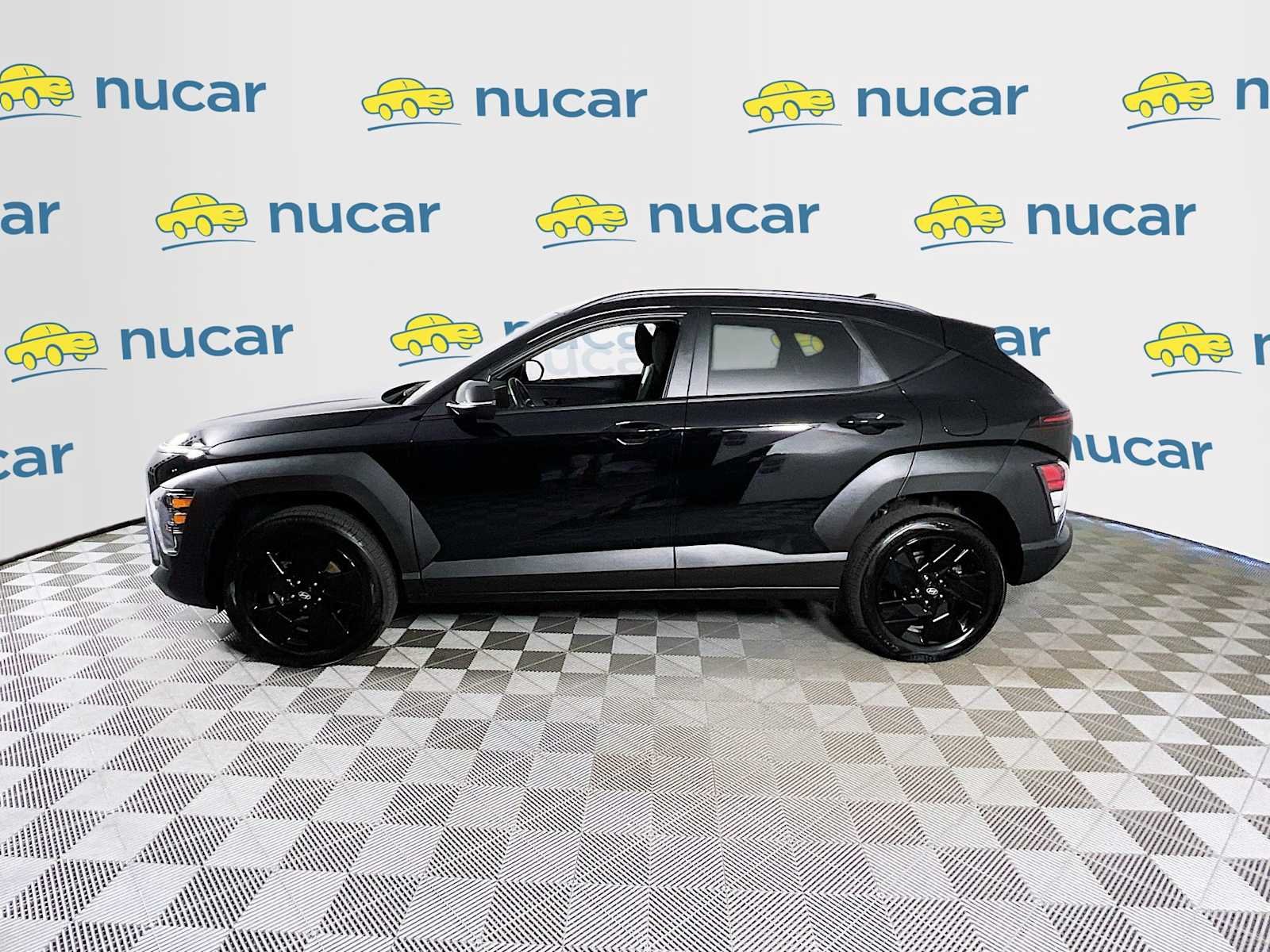 Used 2026 Abyss Black Pearl Hyundai SEL Sport image 4