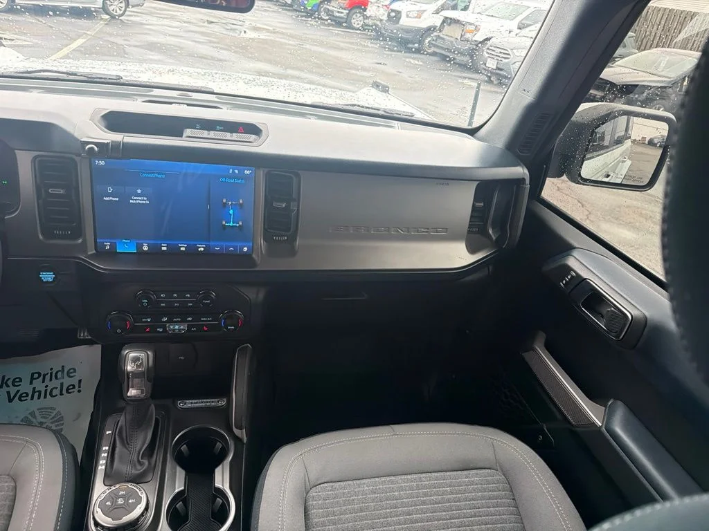 Certified Used 2023 Cactus Green / Gray Ford Outer Banks image 21