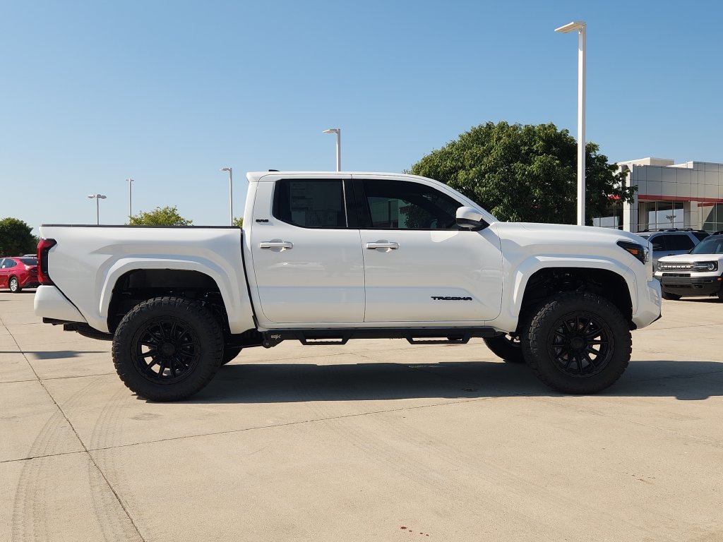 New 2026 Ice Cap Toyota  SR5 image 4