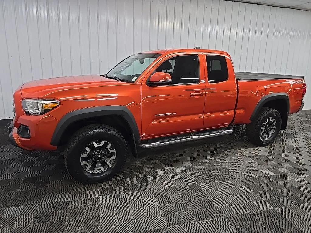 Used 2017 Red Toyota TRD Off-Road image 6
