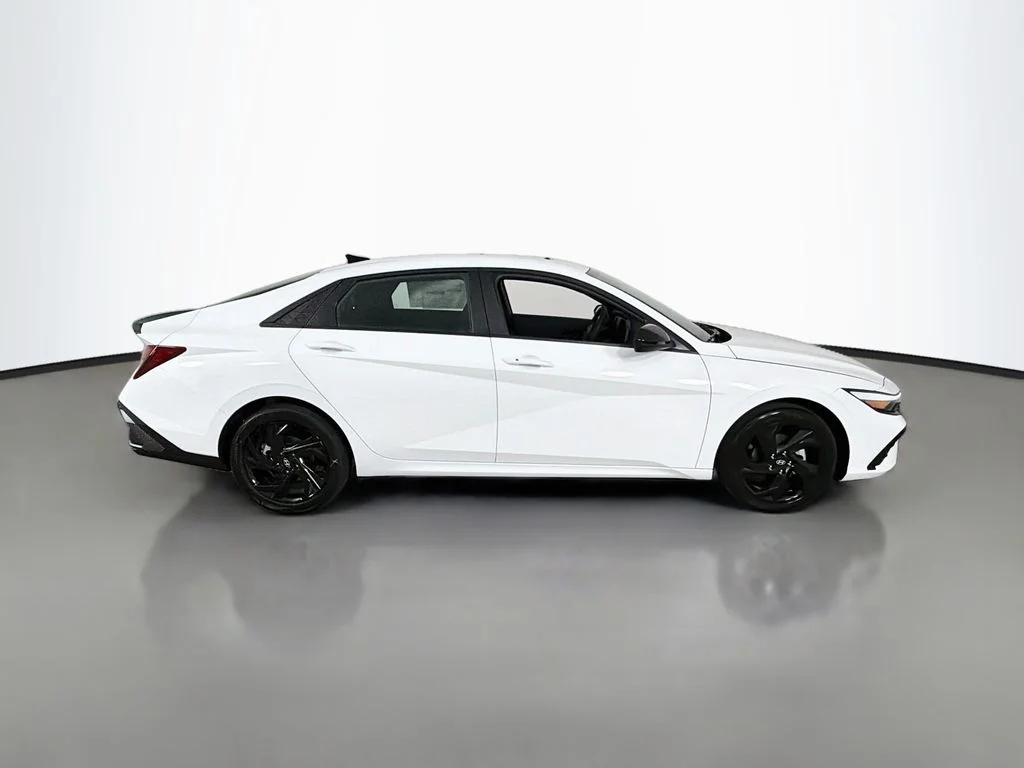 New 2026 Serenity White Hyundai SEL Sport Plus image 8