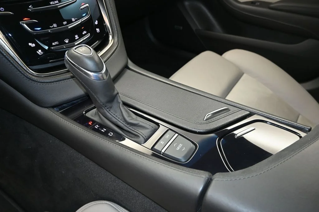 Used 2016 Red Cadillac 2SV image 24