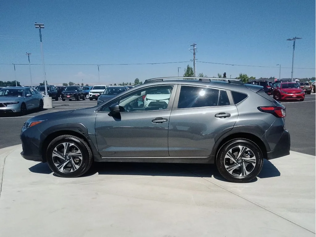 Used 2024 Magnetite Gray Metallic Subaru Premium image 6