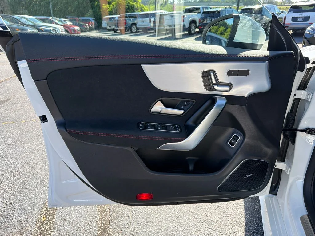 Used 2025  Mercedes-Benz CLA 35 AMG® image 10