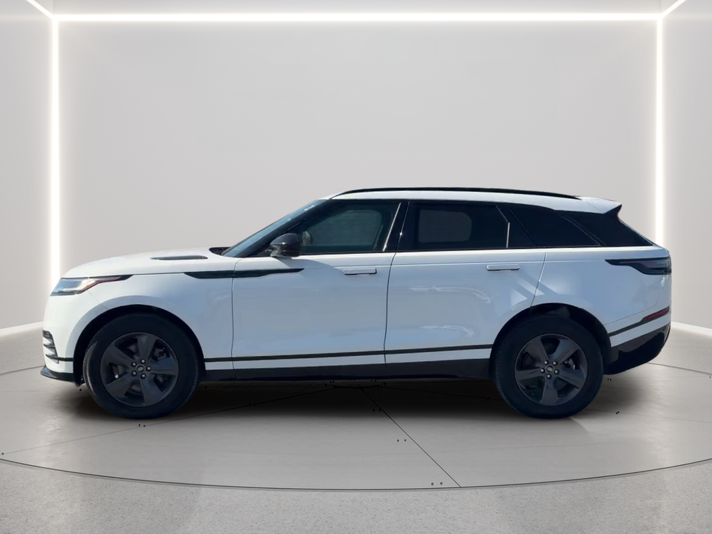 Used 2025 Fuji White Land Rover Dynamic SE image 8