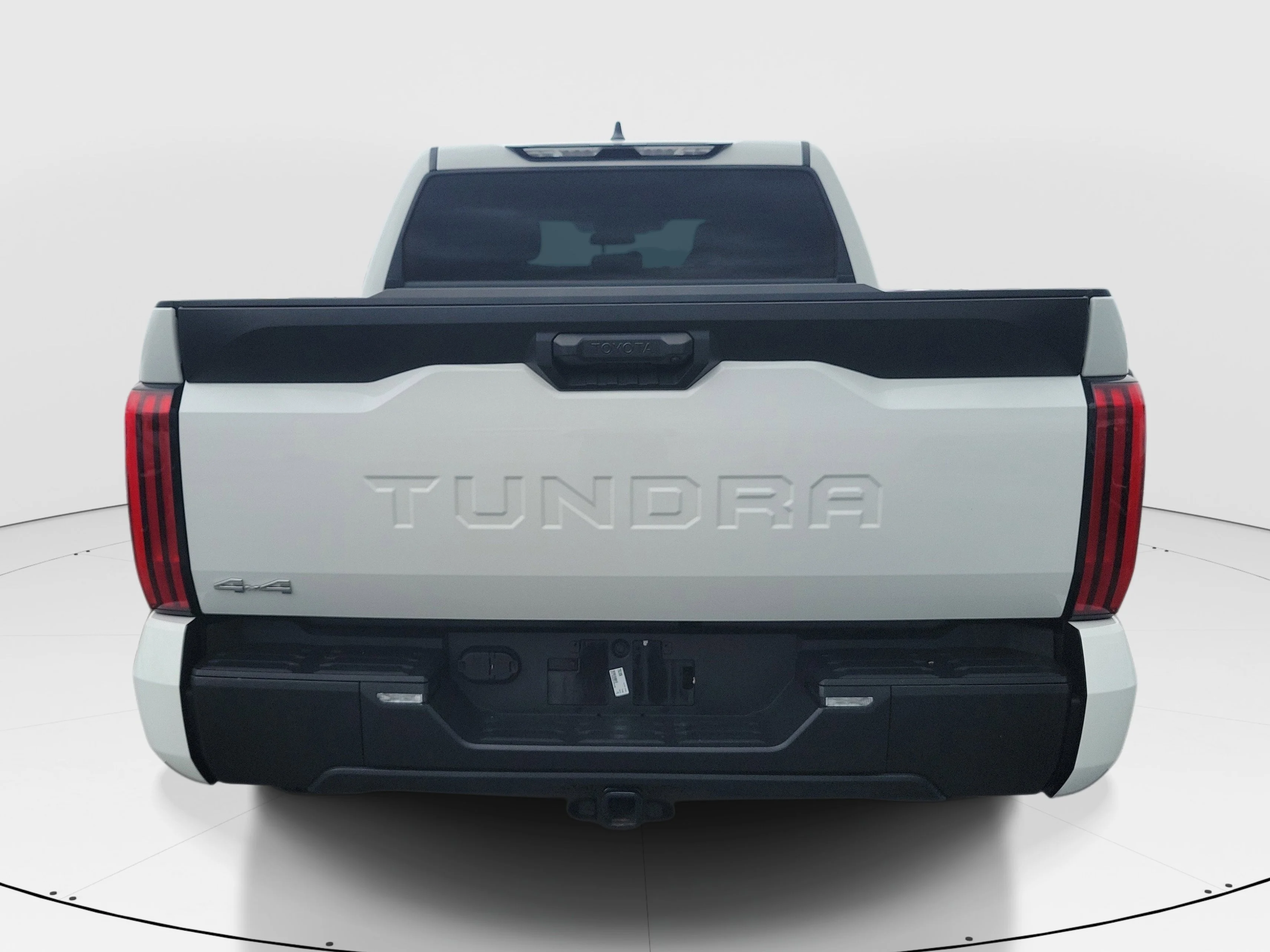 Used 2025 Ice Toyota SR5 image 5