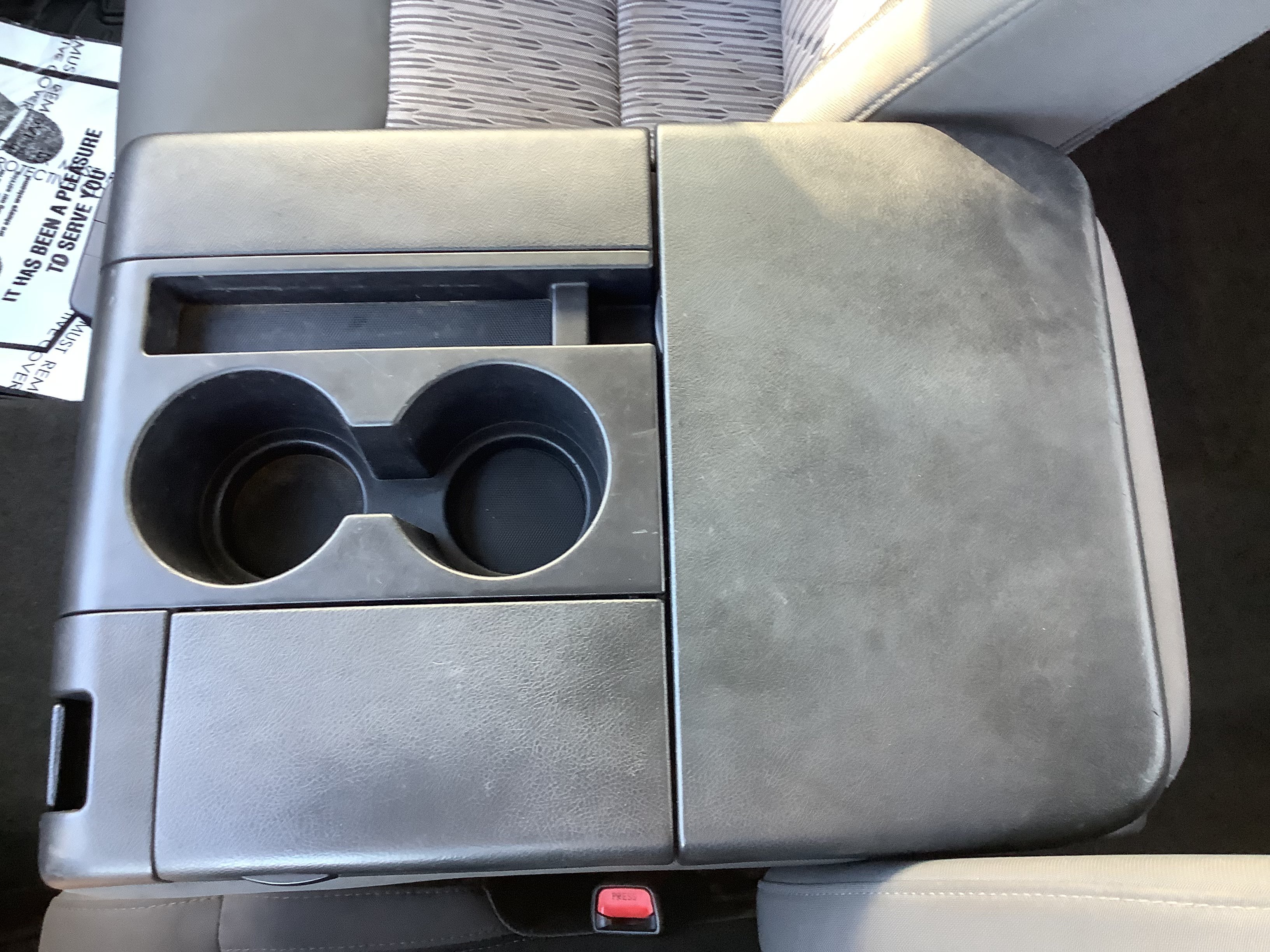 Used 2014 White Toyota SR5 image 12