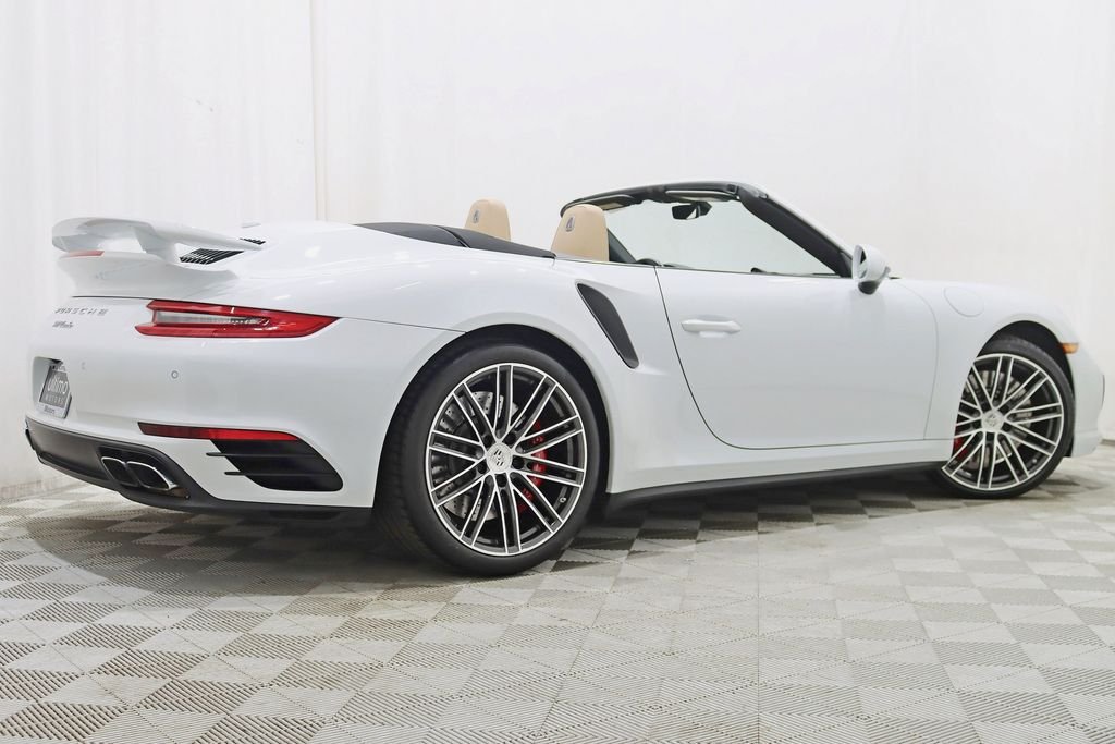 2018 Porsche 911 Turbo - Photo 9