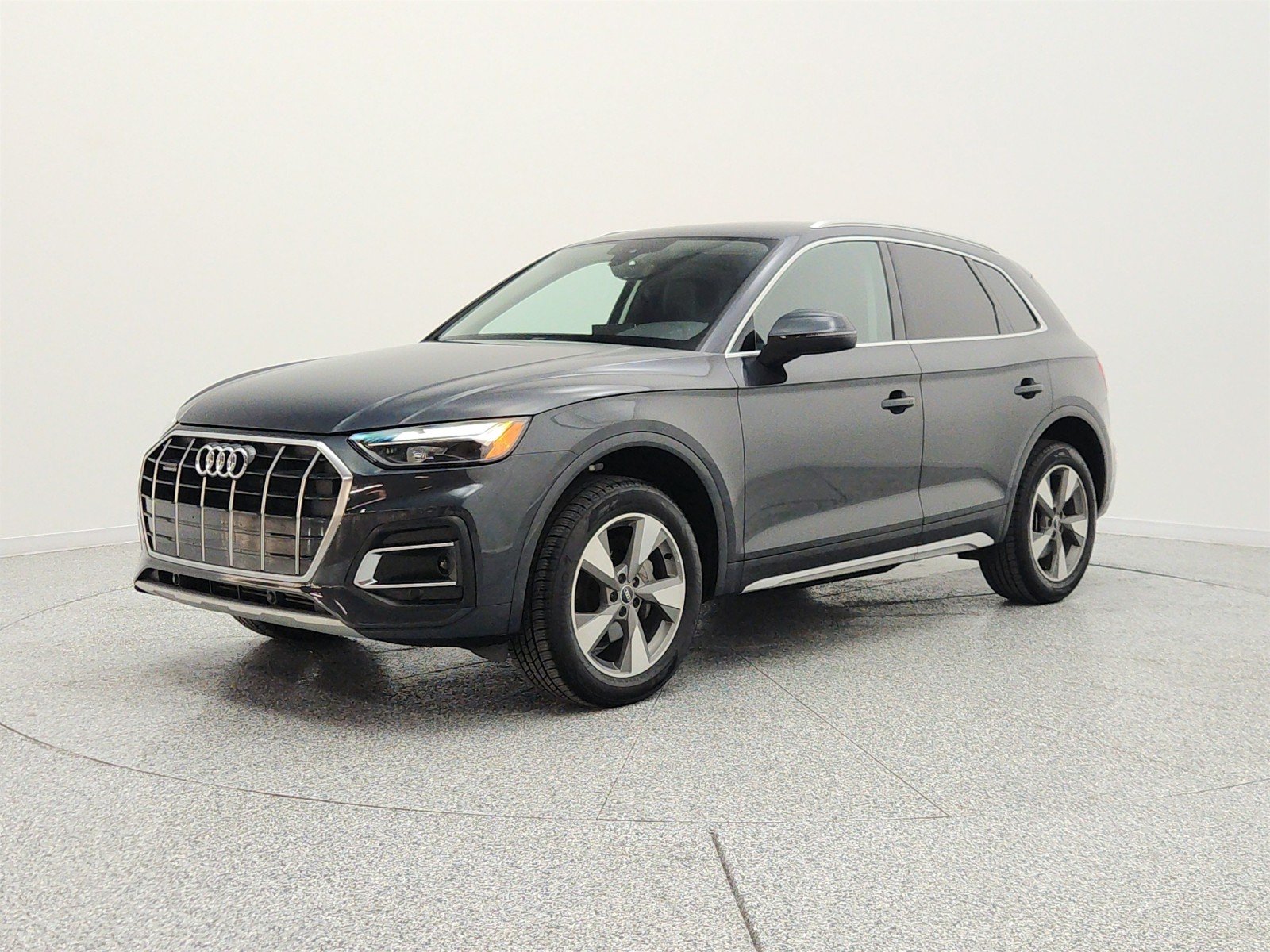 2023 Audi Q5 40 Premium's photo