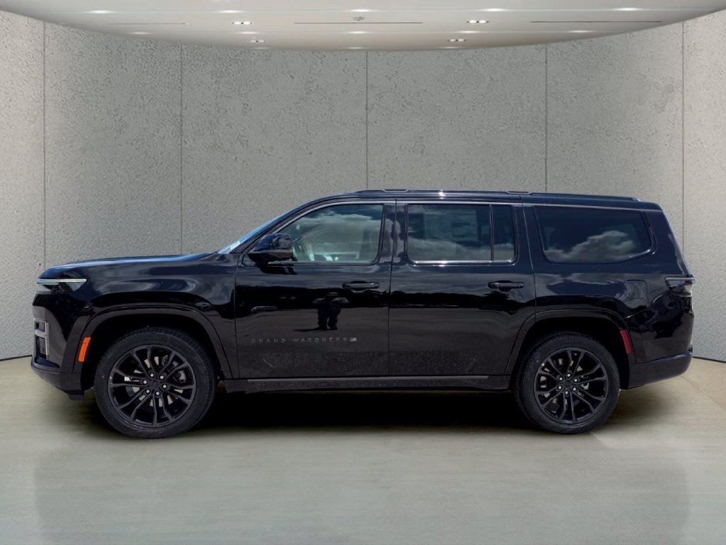 New 2026 High Gloss Black Exterior Paint Jeep Summit Reserve image 9