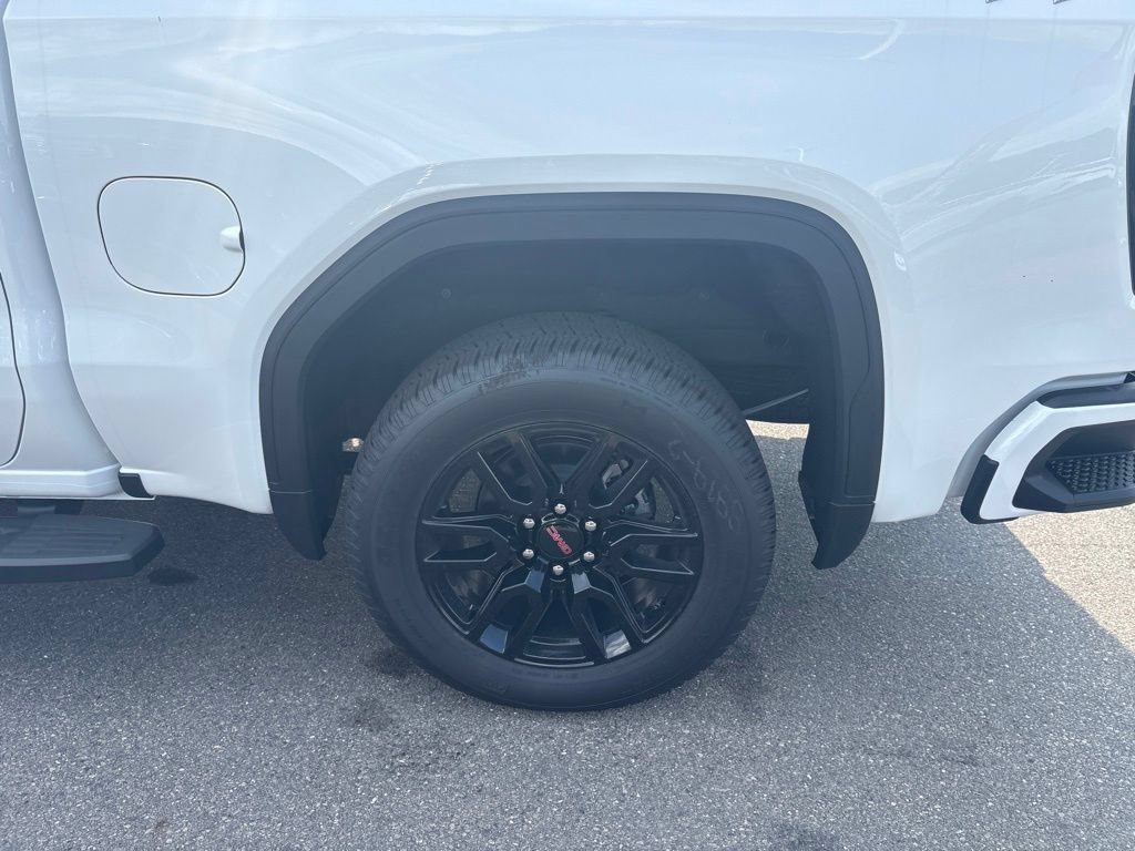 New 2026 Summit White GMC Elevation image 9