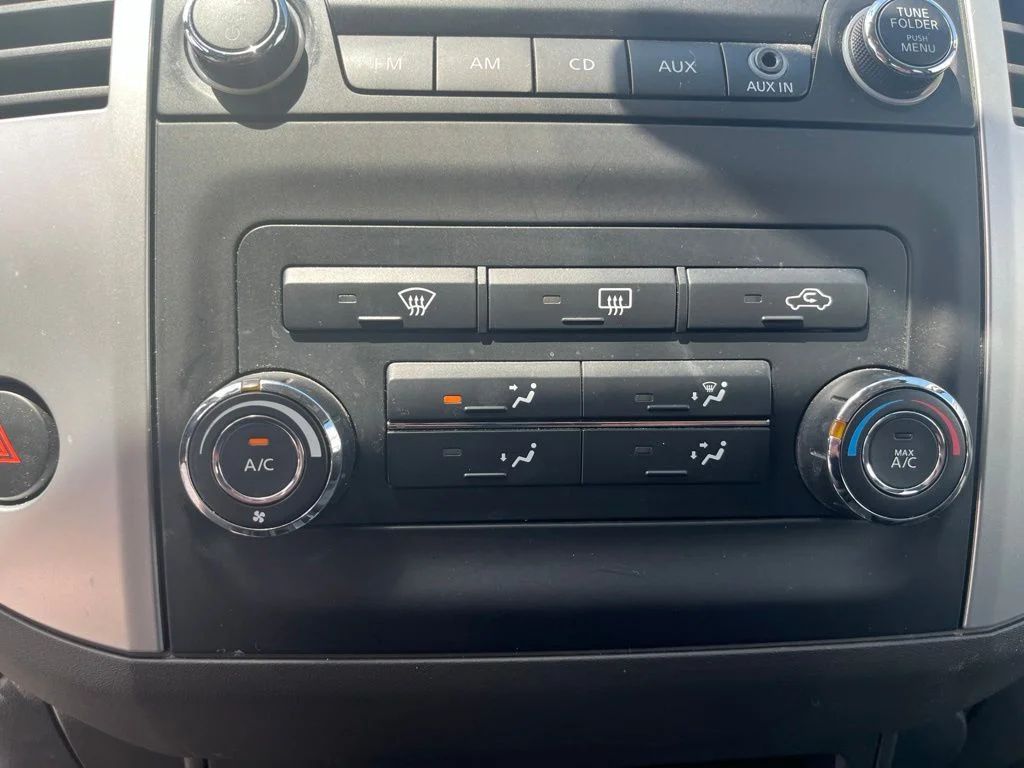 Used 2015 Super Black Nissan X image 14