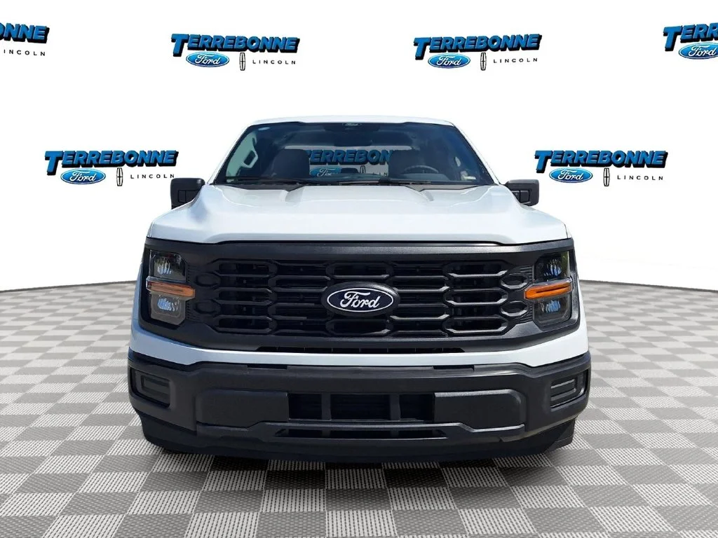 New 2026 Oxford White Ford XL image 2