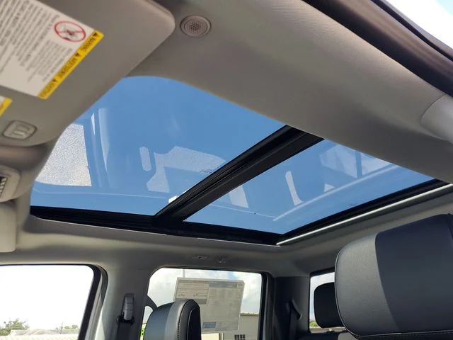 New 2026 Oxford White Ford F-250® Lariat® image 31