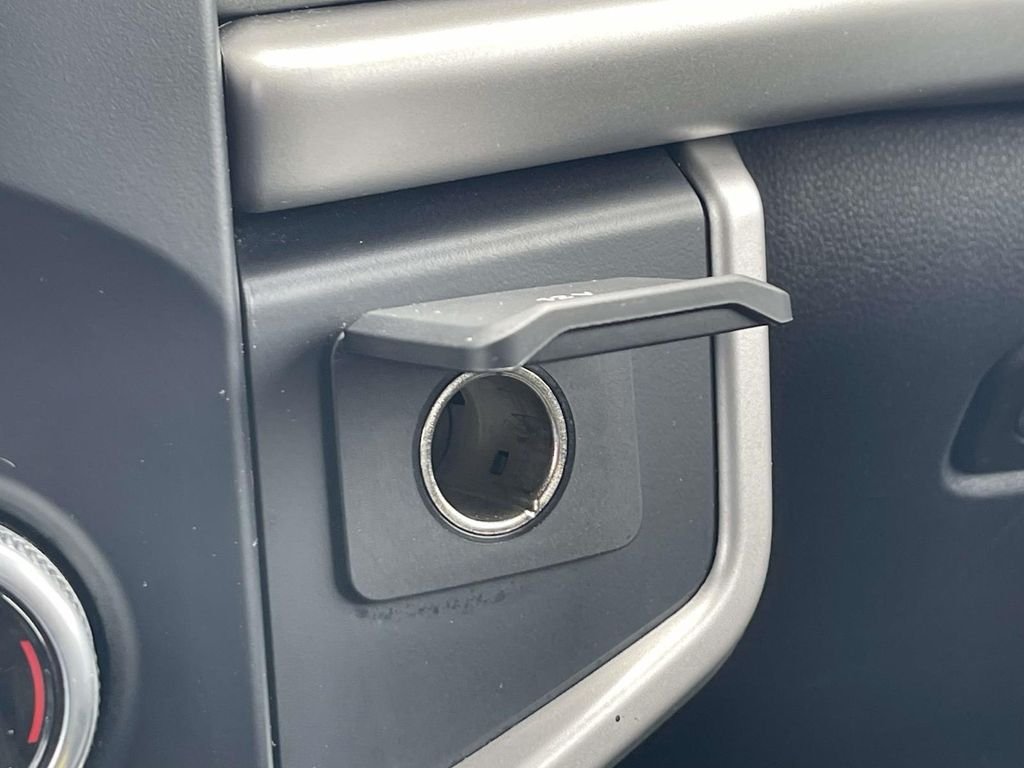 Used 2024 Silver Ford XLT image 29