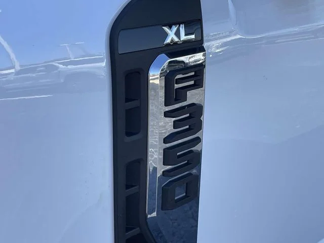 New 2026 Oxford White Ford F-350® XL image 7