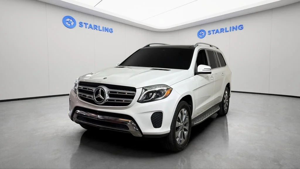 Used 2019 Red Mercedes-Benz 4MATIC® image 16