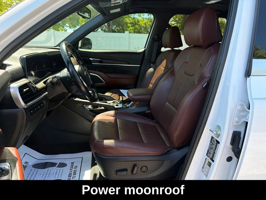Used 2024 White Kia EX image 11