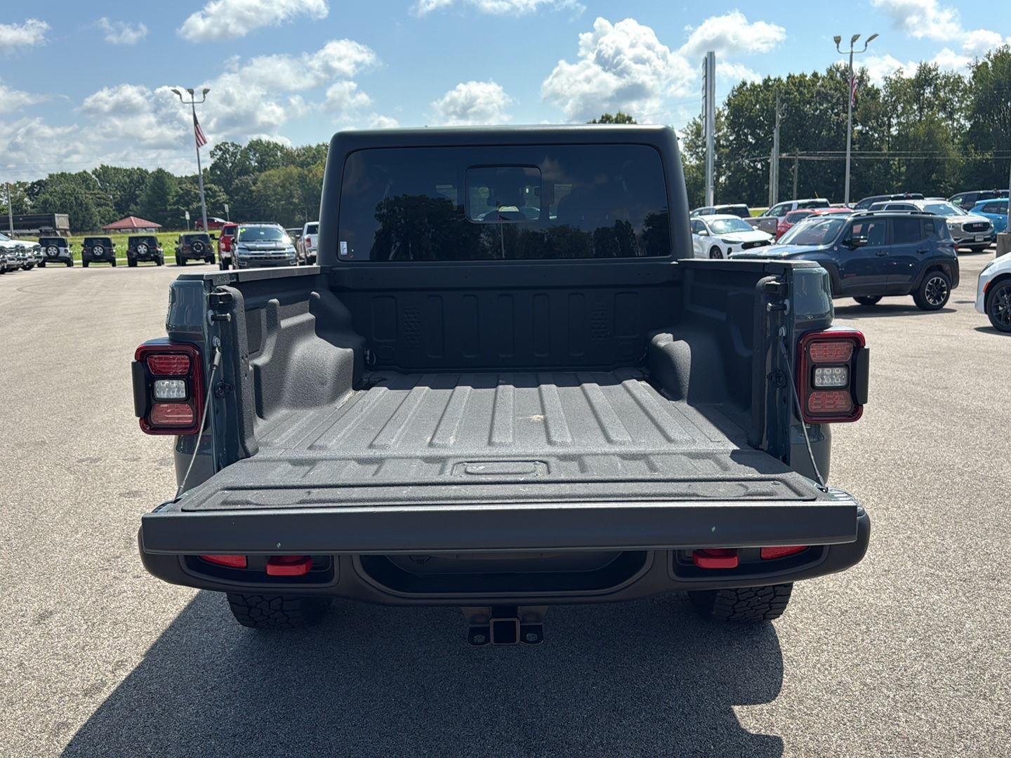 Used 2025 Anvil Clearcoat Jeep Rubicon image 19