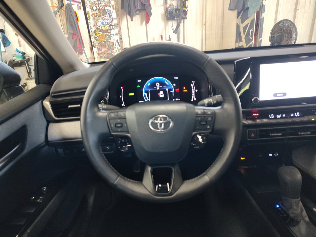 Certified Used 2025 Silver Toyota LE image 19