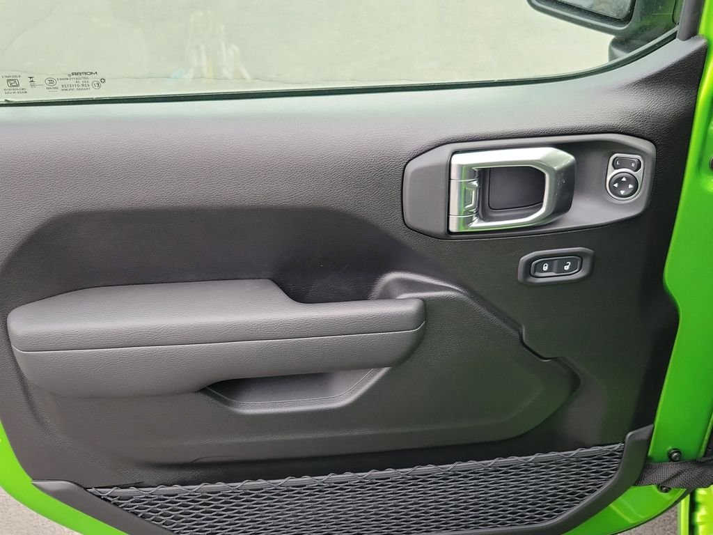 New 2026 Mojito Clearcoat Jeep Sport S image 16