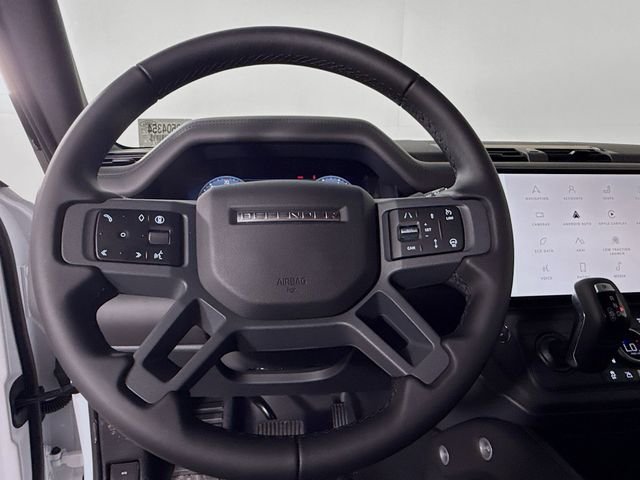 New 2026 Fuji White Land Rover X-Dynamic SE image 12