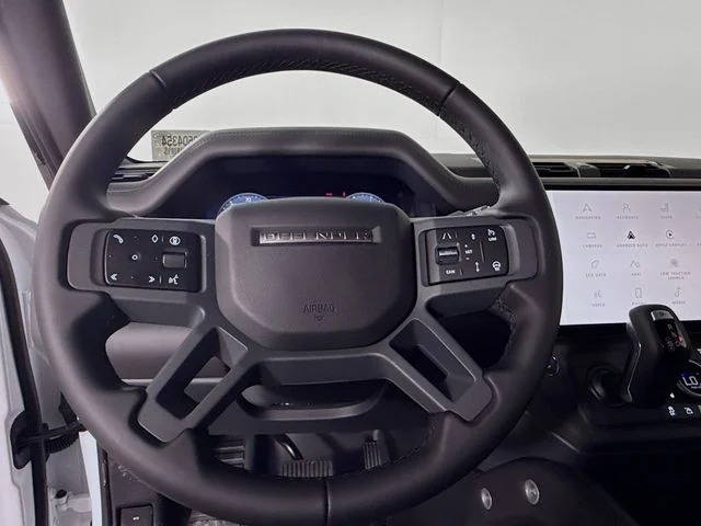 New 2026 Fuji White Land Rover X-Dynamic SE image 12