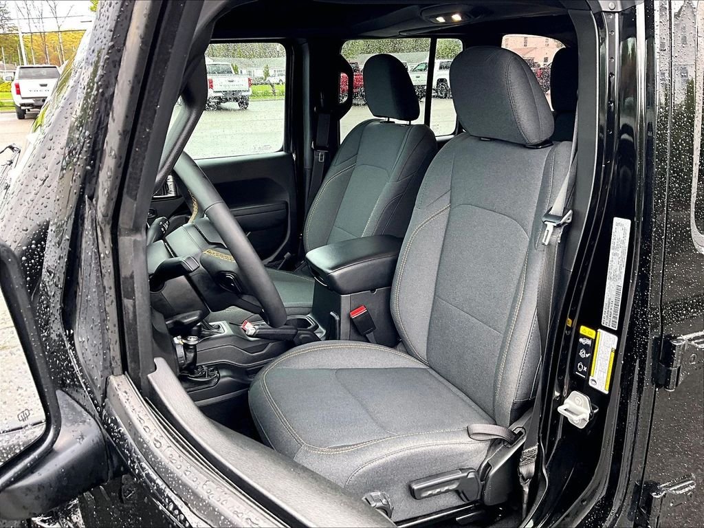Used 2024 Black Jeep Sport image 10