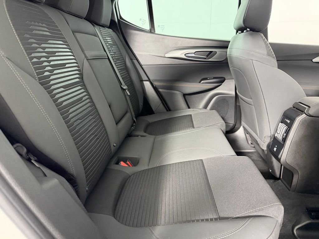 Used 2025 White Alfa Romeo Base image 28