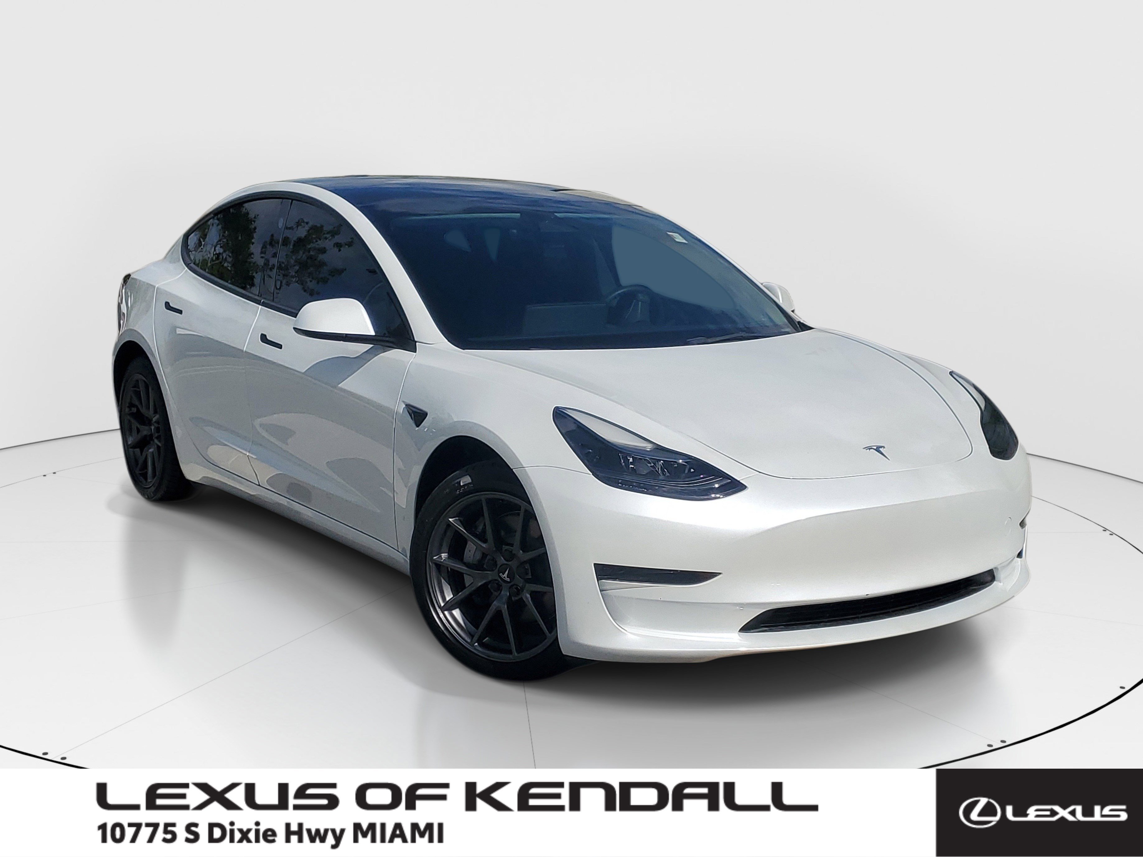 2023 Tesla Model 3 -'s photo