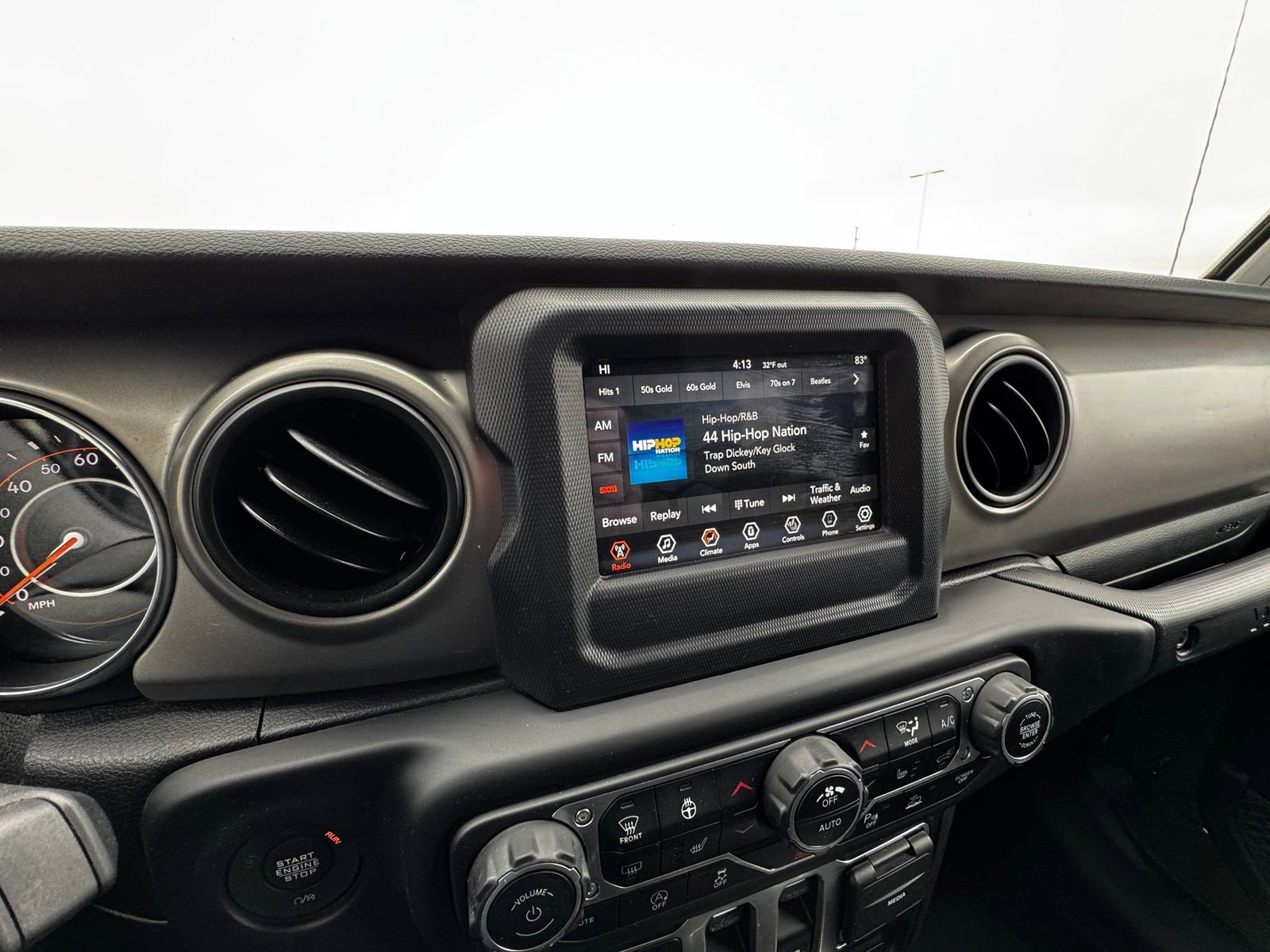 Used 2021  Jeep Willys image 6