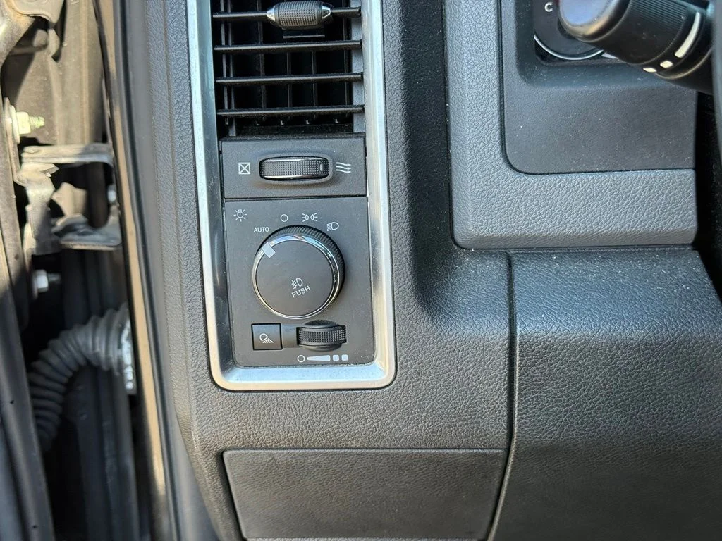 Used 2018 Black Ram Big Horn image 20