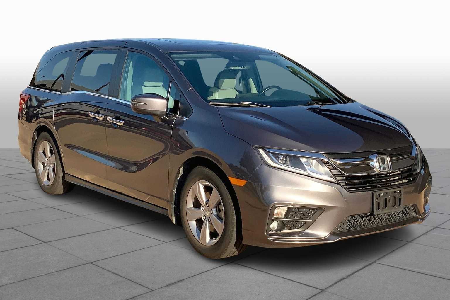 Used 2018 Modern Steel Metallic Honda EX-L image 3